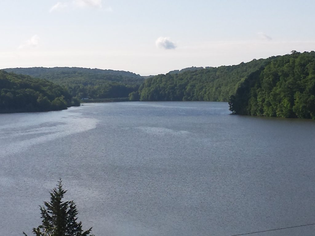 Lake Linville, Renfro Valley KY